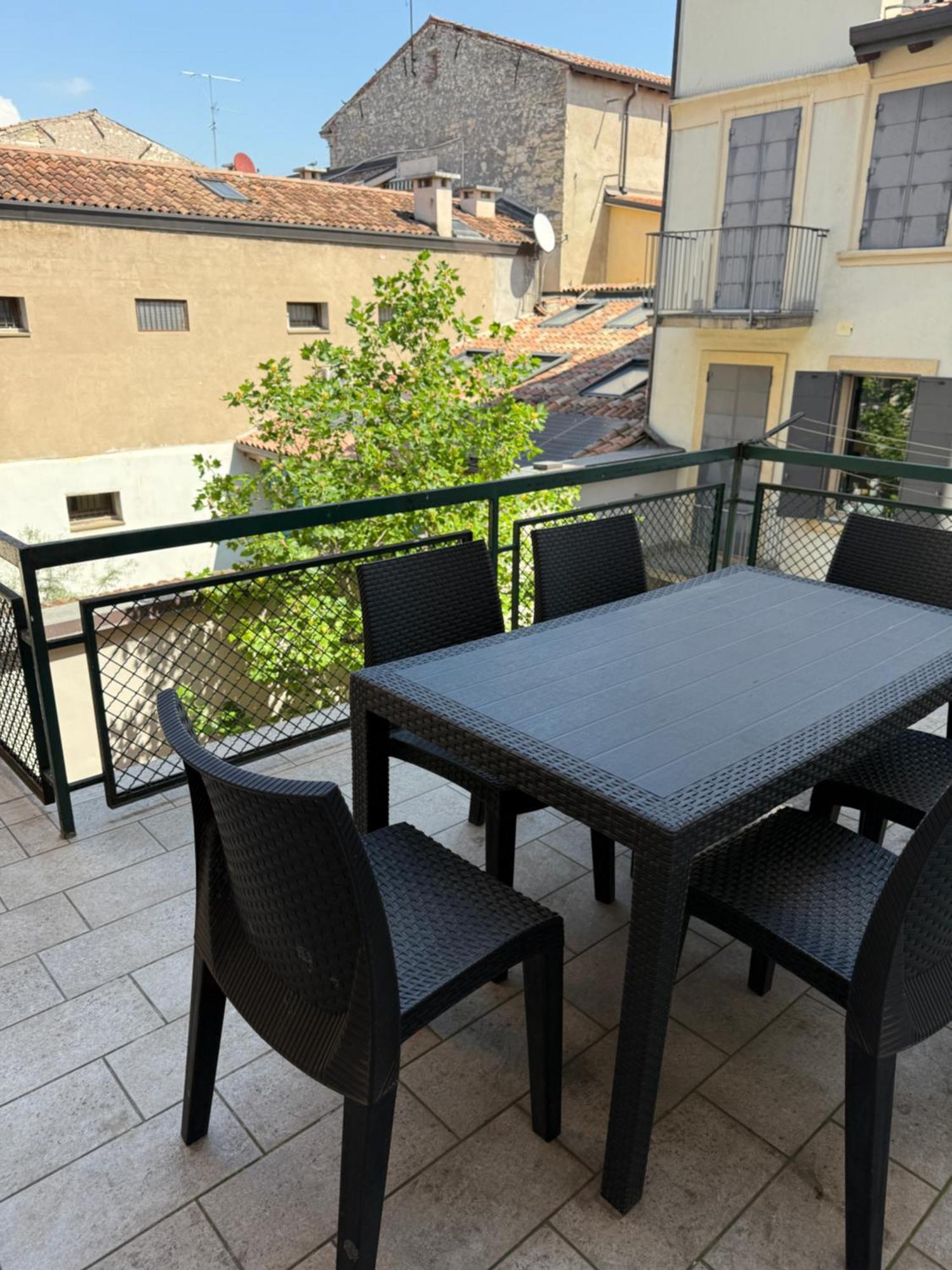 La Terrazza Di Vittoria Apartment Верона Екстериор снимка